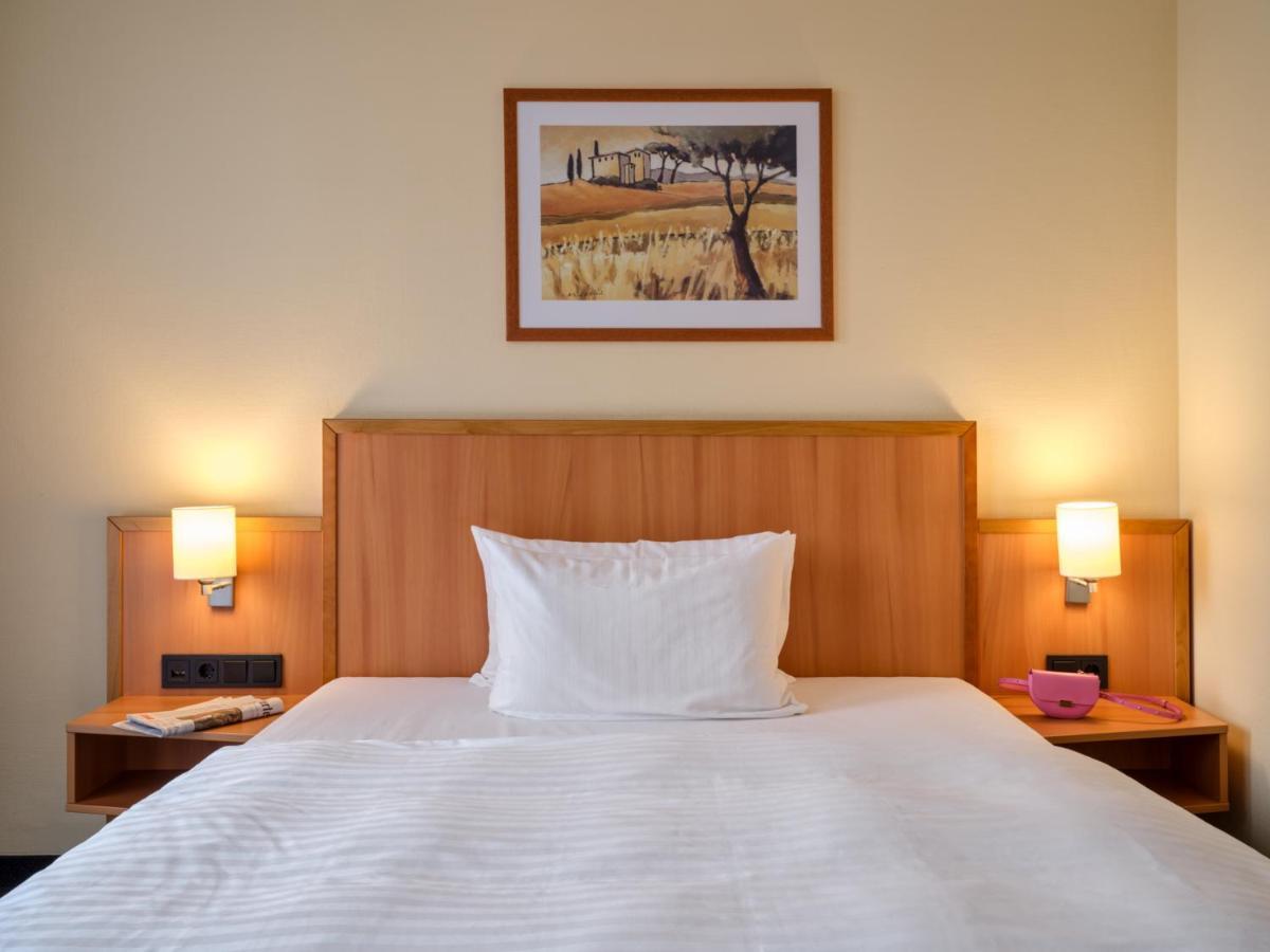 Intercityhotel Hotel BRE